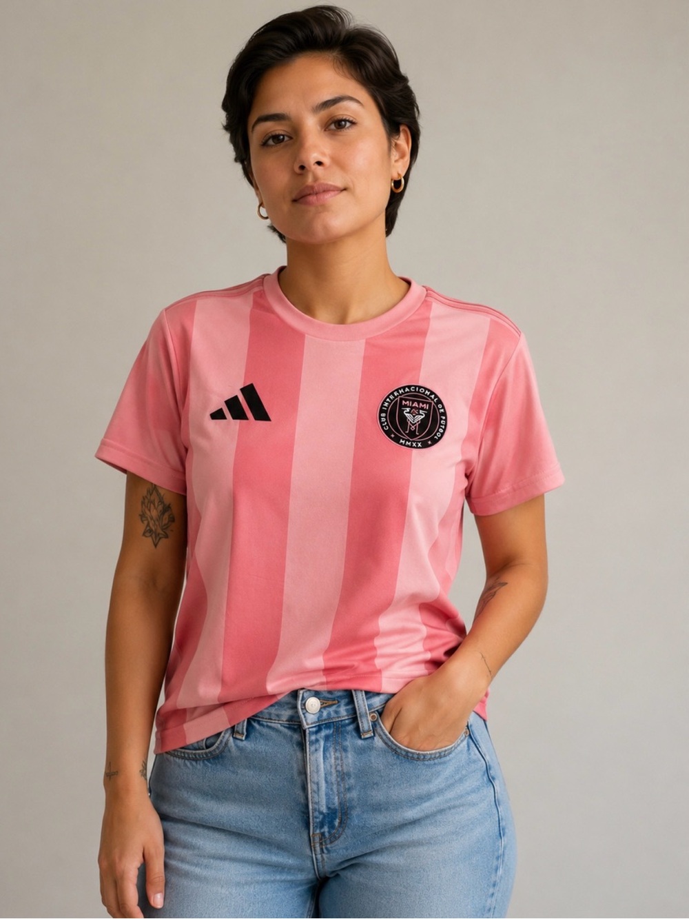 NWT ADIDAS WOMEN'S LIONEL MESSI INTER MIAMI CF GEAR JERSEY